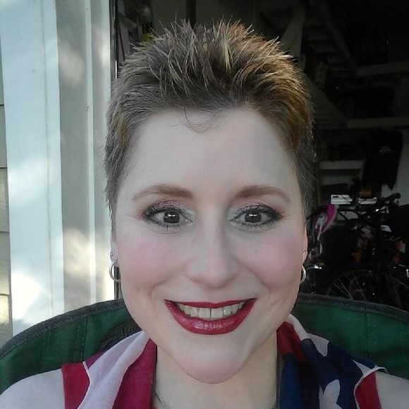 Meet your Posher, Rhonda - Picture 6 of 16